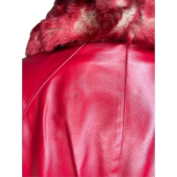 NWT Terry Lewis Classic Luxuries red leather long coat with faux fur hood - size - Picture 8 of 13